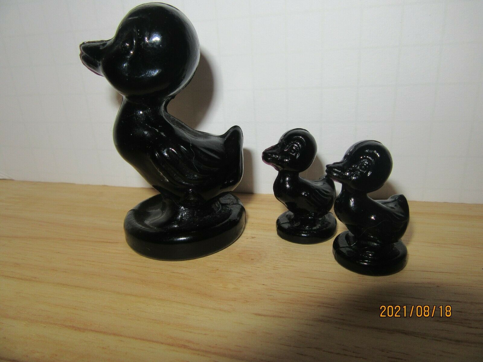 Vintage Black Duck 2 Babies Mosser Glass figurine 3 inch