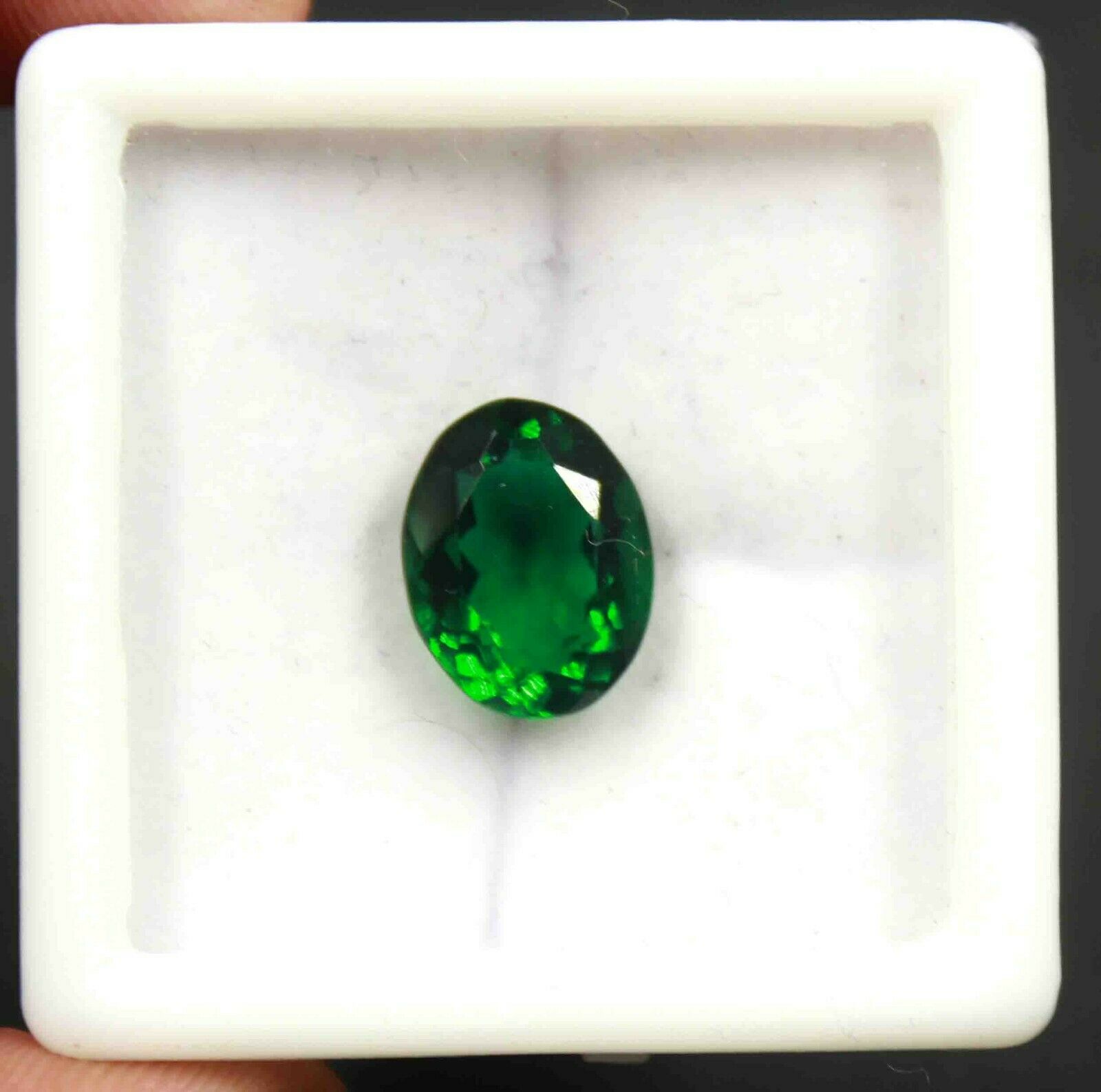 Super Shine 5.50 Carat Russian Natural Certified Emerald Loose Gemstone 13x10mm