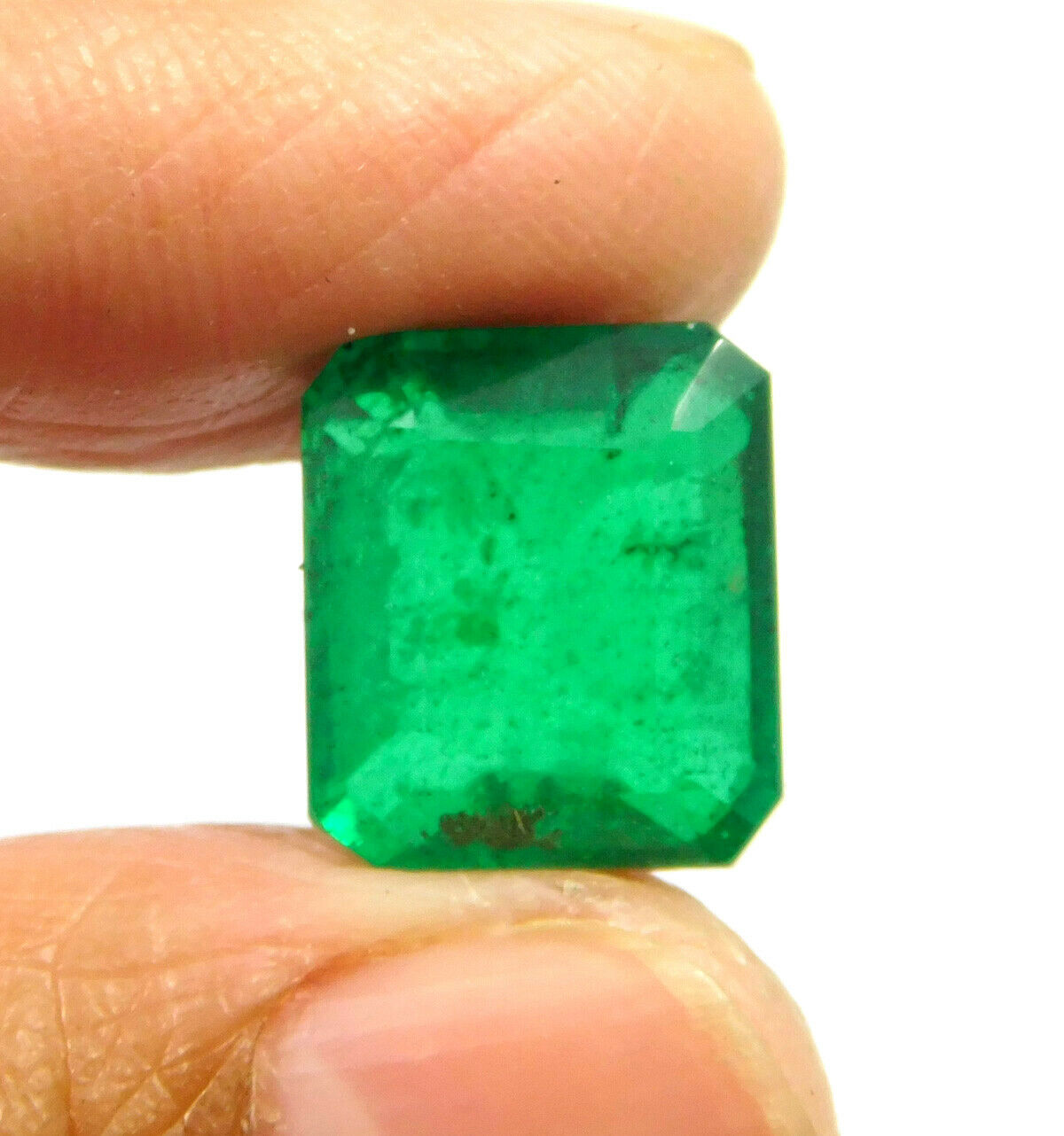 7.73 Cts. Faceted Green Emerald Simulant Loose Gemstone Rm18878