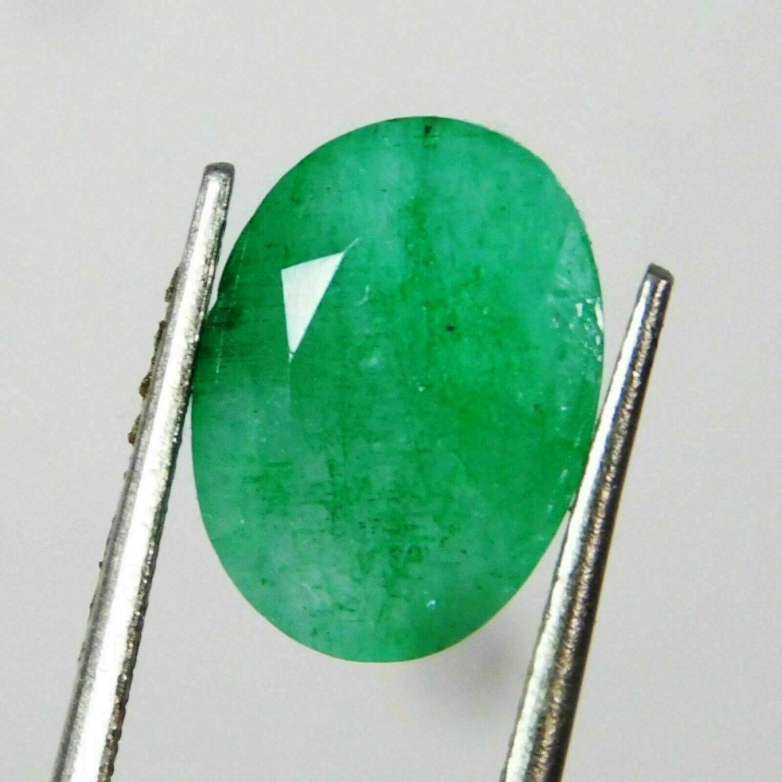 Natural Certified 3 Carat Color Green Zambian Emerald Loose Gemstone