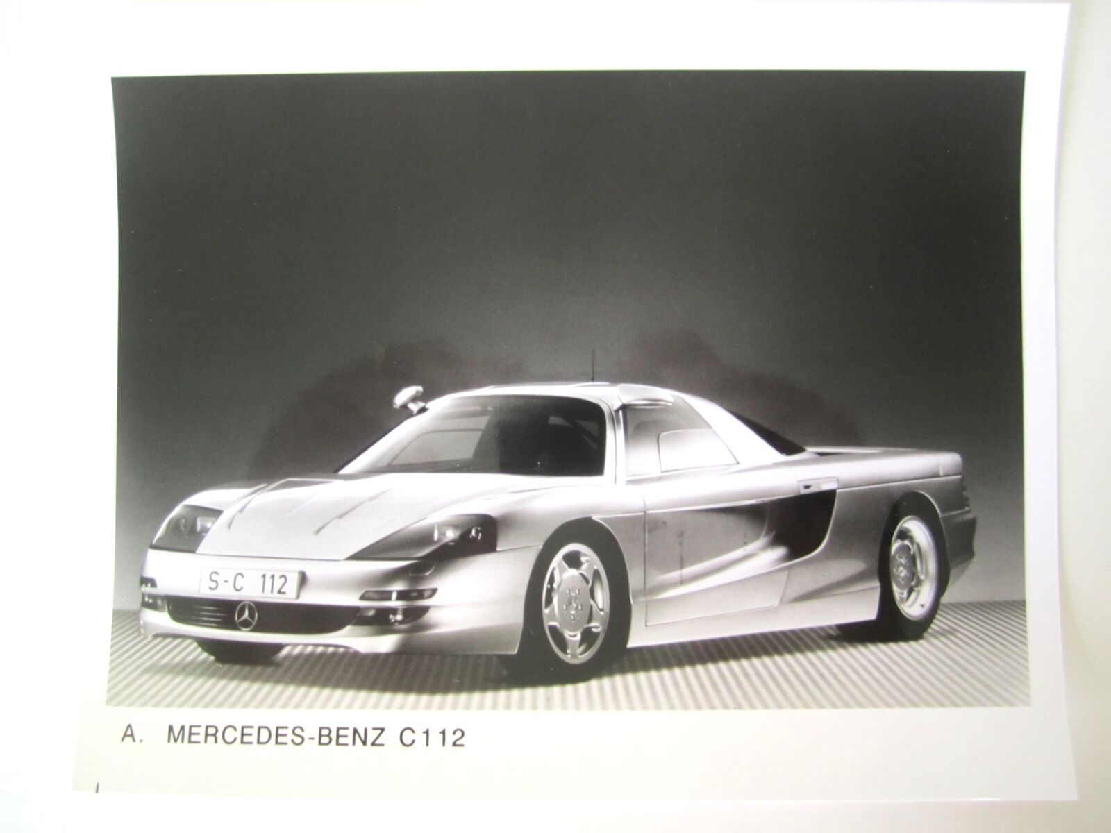 MERCEDES-BENZ C112 CONCEPT CAR PRESS PHOTO